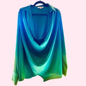 Masik EMERALD SCOOP NECK SATIN BLOUSE